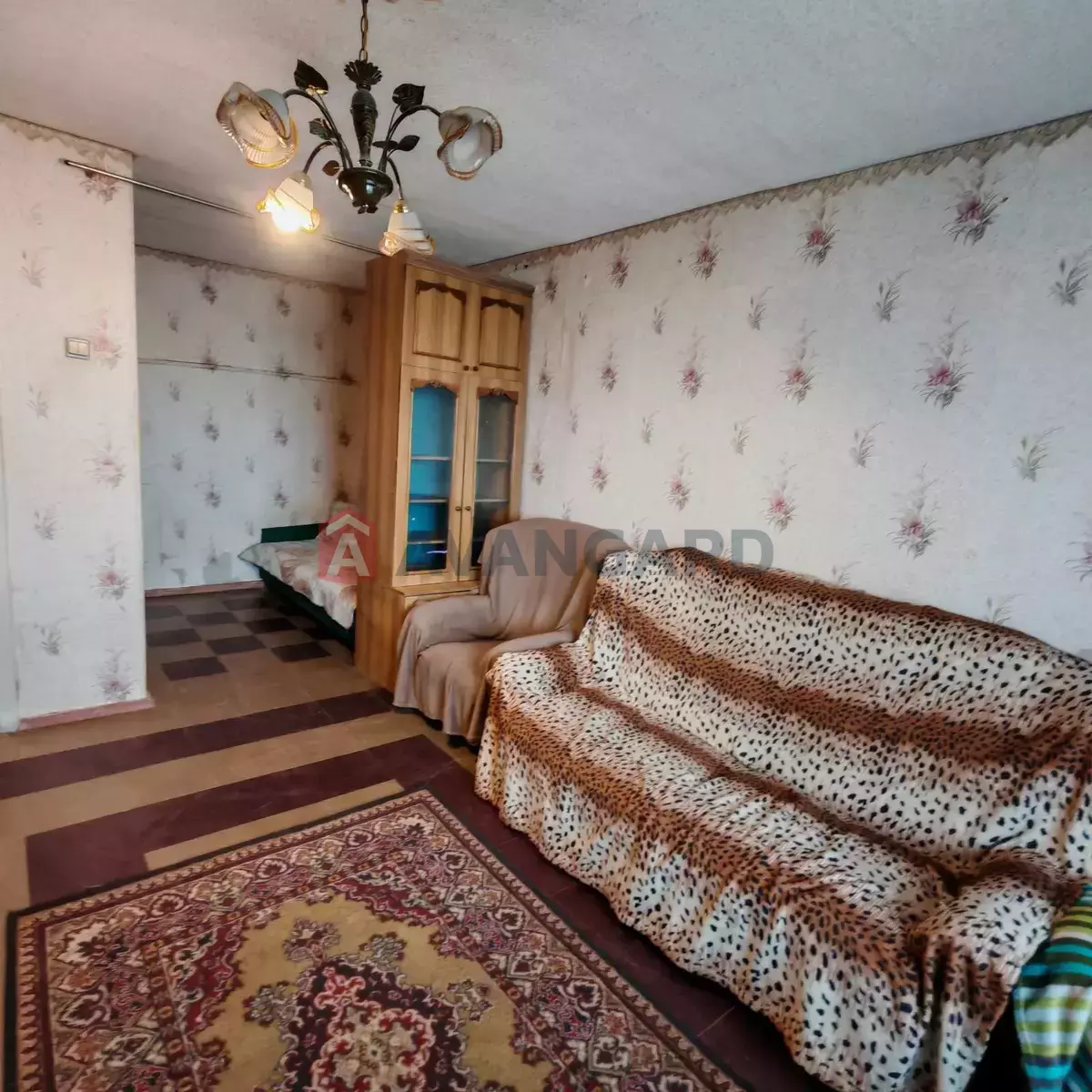 1 ����. ��������, 40/19/8 ��. �., 2/14 ���� ���� 6