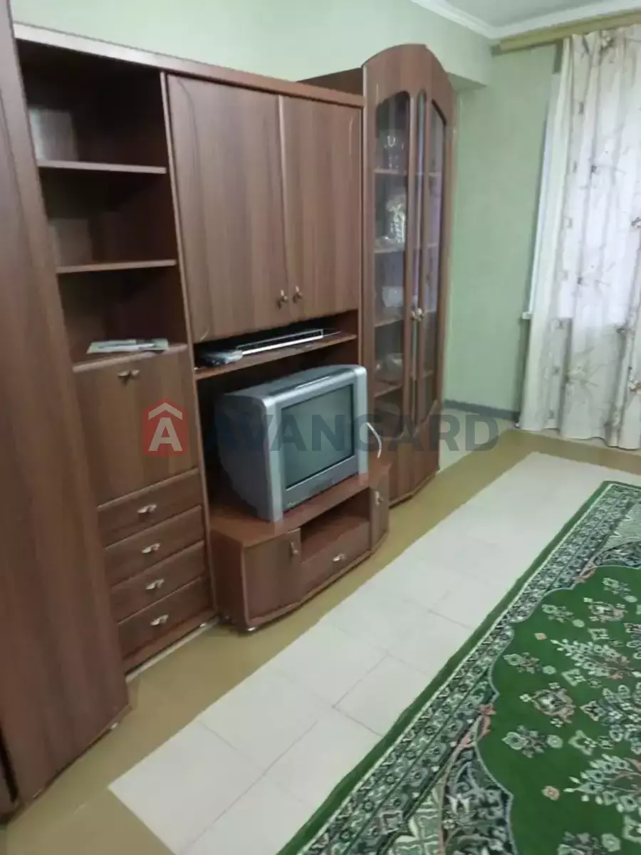 2 ����. ��������, 50/-/- ��. �., 8/9 ���� ���� 2