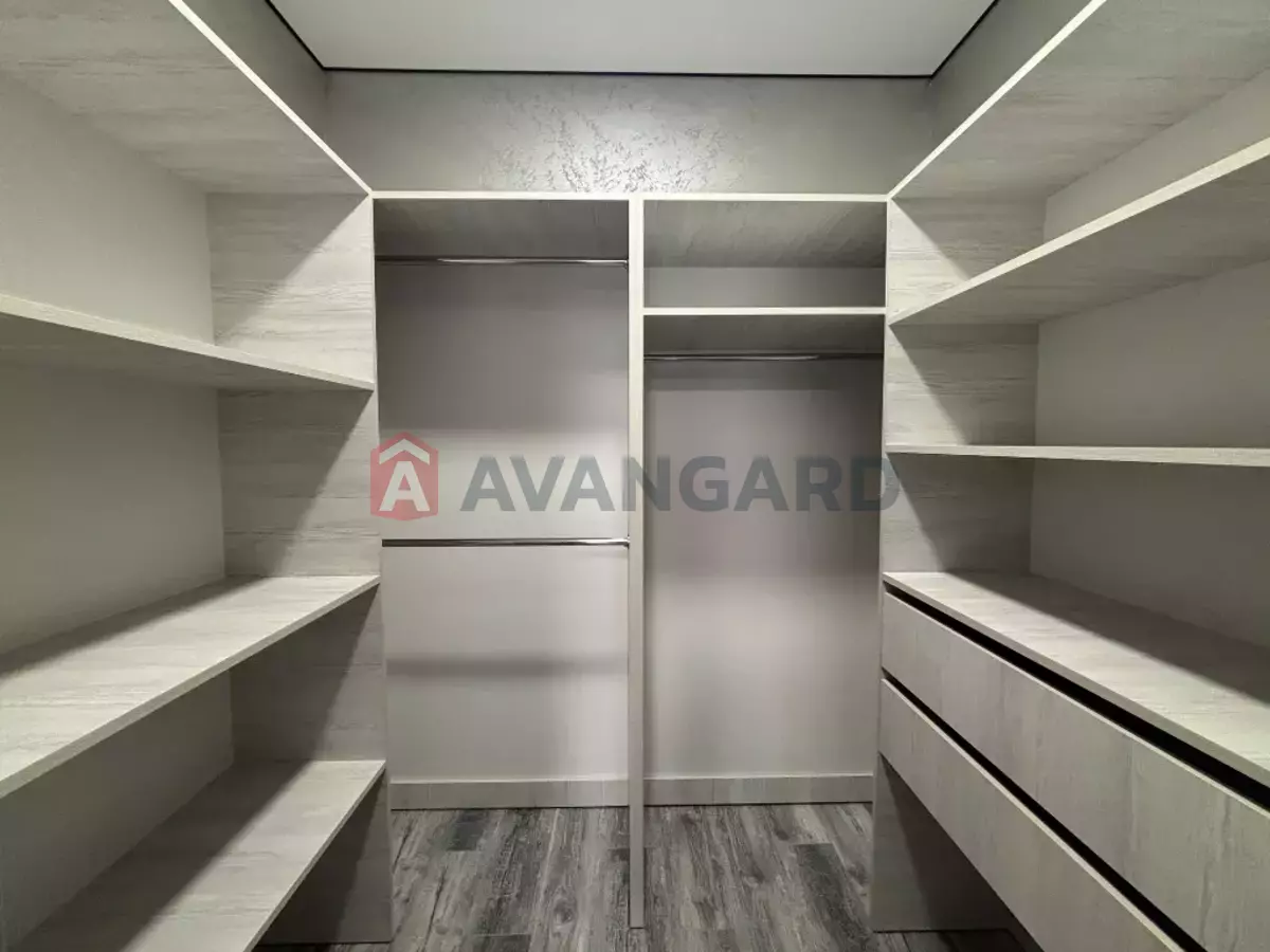 1 ����. ��������, 40/30/10 ��. �., 1/6 ���� ���� 10