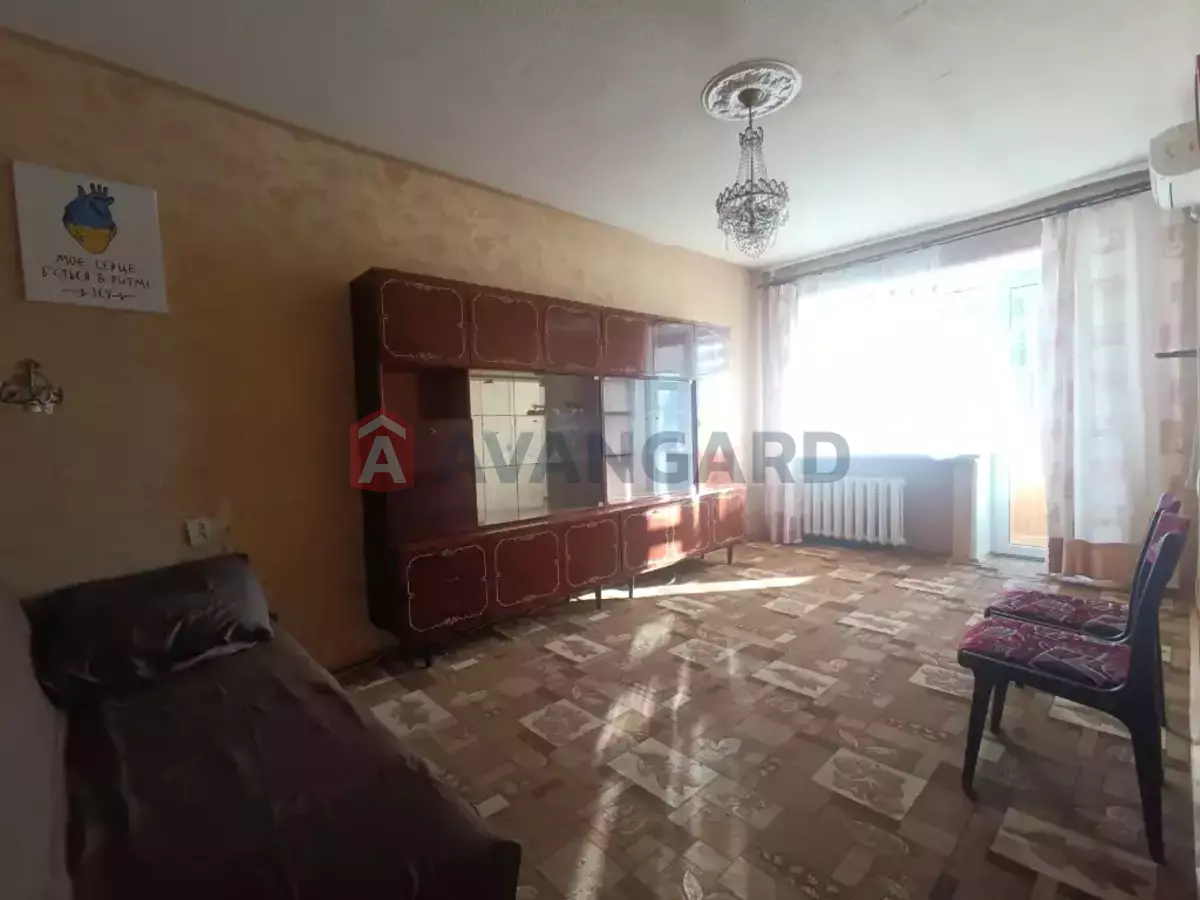 1 ��. ��������, 35/18/6 ��. �., 4/5 ������ ���� 4