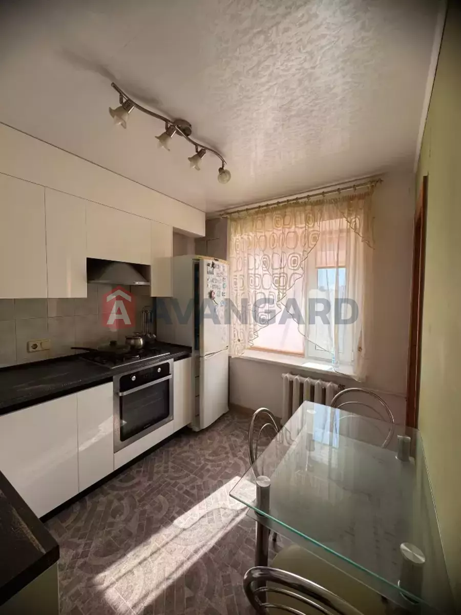 2 ��. ��������, 50/40/10 ��. �., 10/10 ������ ���� 13