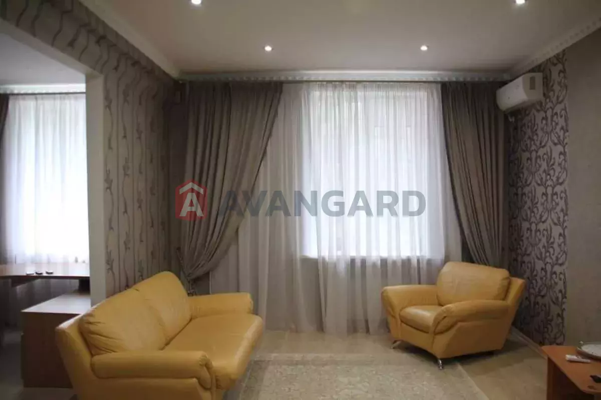 3 ����. ��������, 80/-/15 ��. �., 2/5 ���� ���� 16