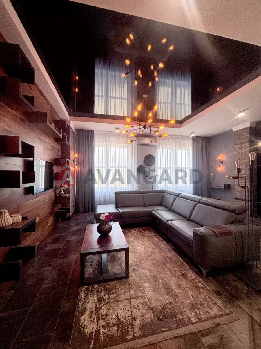 2 ����. ��������, 90/78/12 ��. �., 5/18 ���� ���� 11
