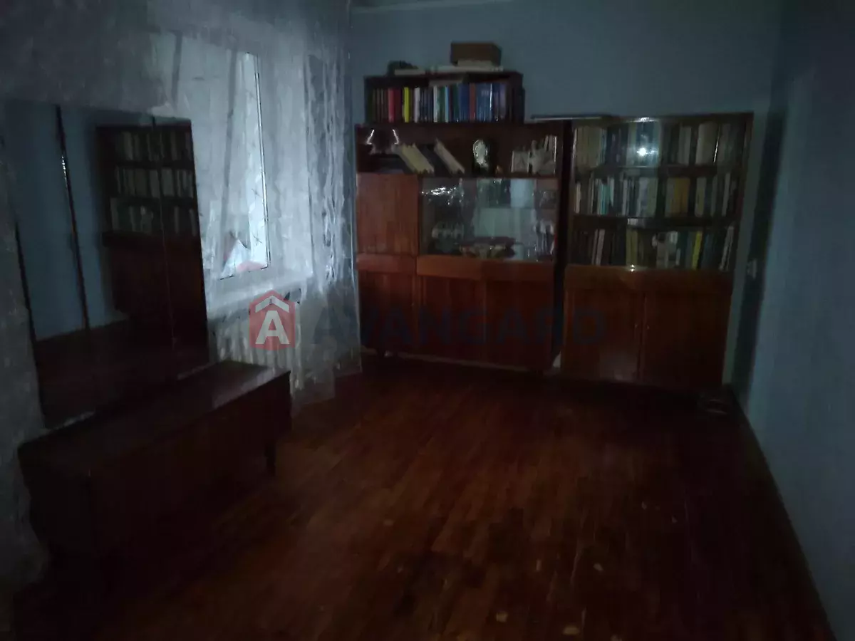 3 . , 67/-/6 . ., 5/9   7