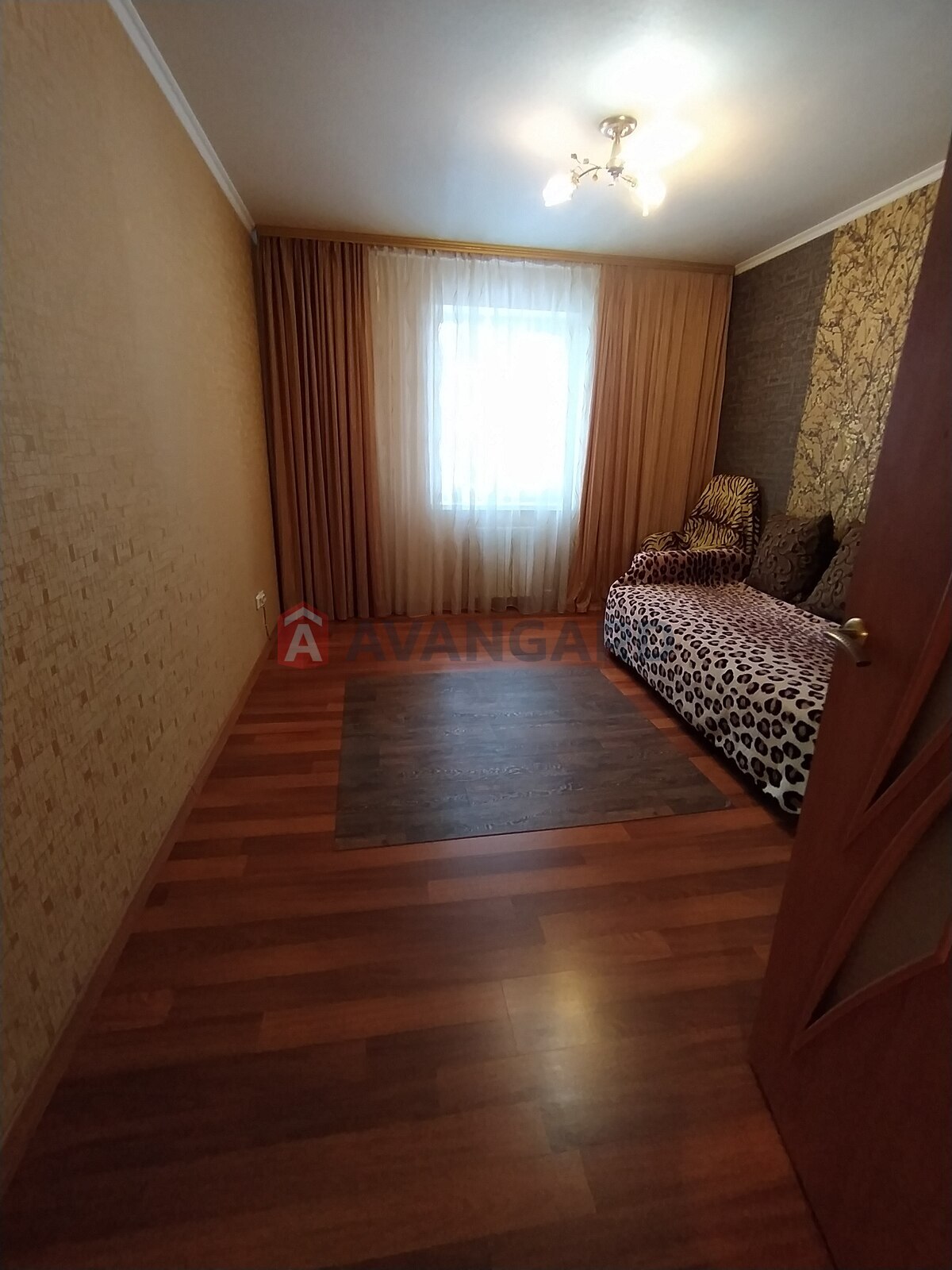 2 ��. ��������, 60/35/12 ��. �., 6/16 ������ ���� 15