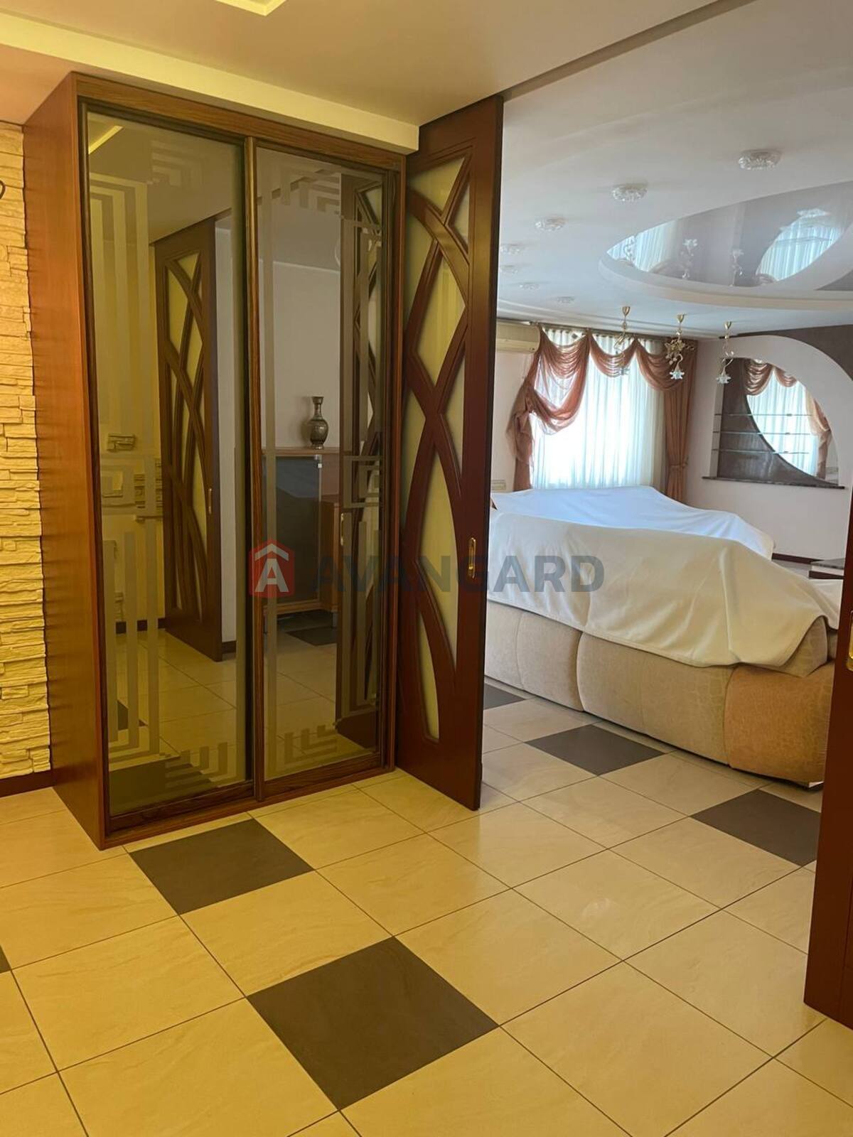 4 . , 162/100/20 . ., 10/10   15