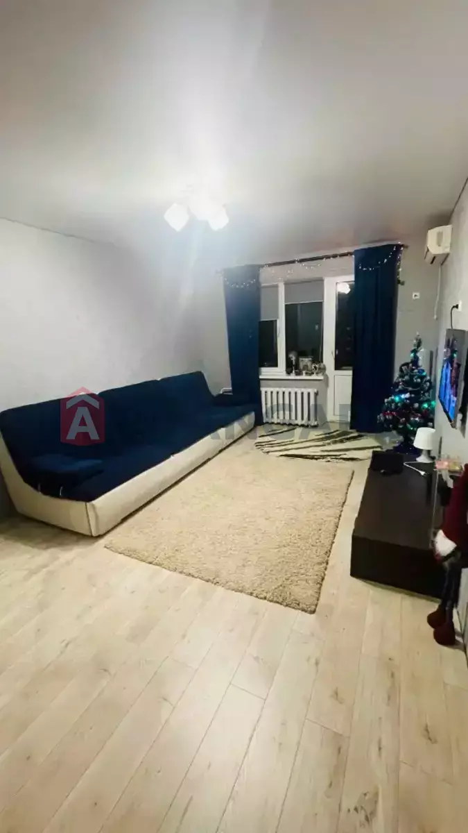 1 ��. ��������, 40/-/8 ��. �., 9/9 ������ ���� 2