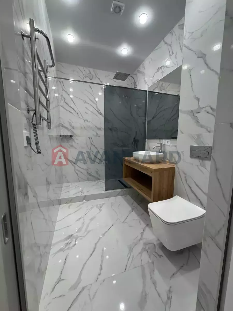 3 . , 100/-/- . ., 14/14   16