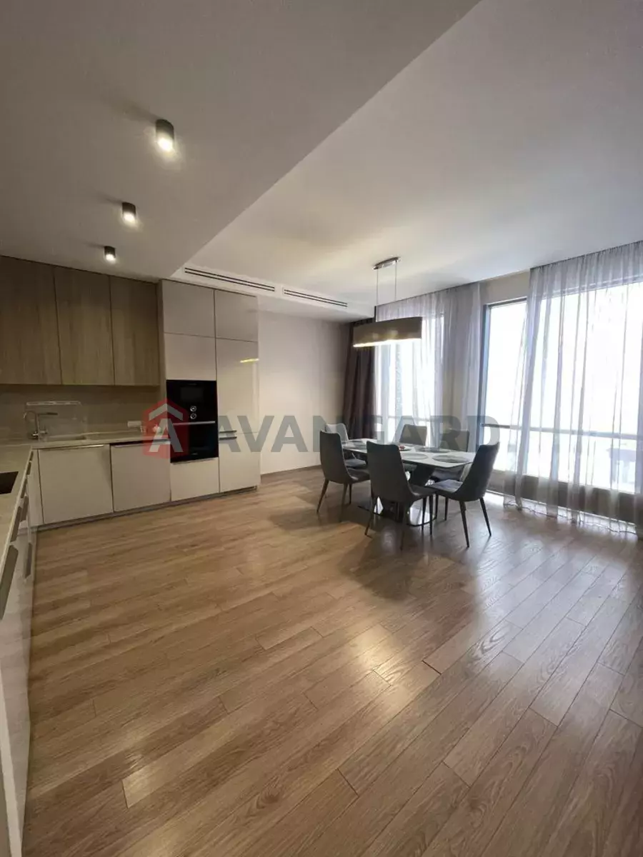 4 ��. ��������, 145/-/50 ��. �., 5/7 ������ ���� 1