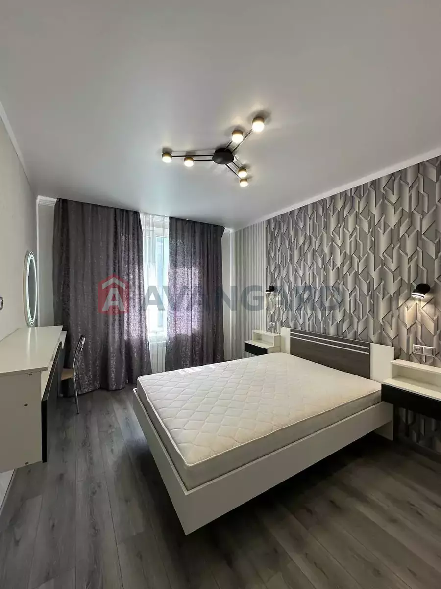 1 ����. ��������, 45/-/- ��. �., 8/10 ���� ���� 3