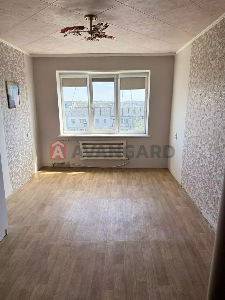 1 ����. ��������, 22/-/5 ��. �., 9/9 ���� ���� 10