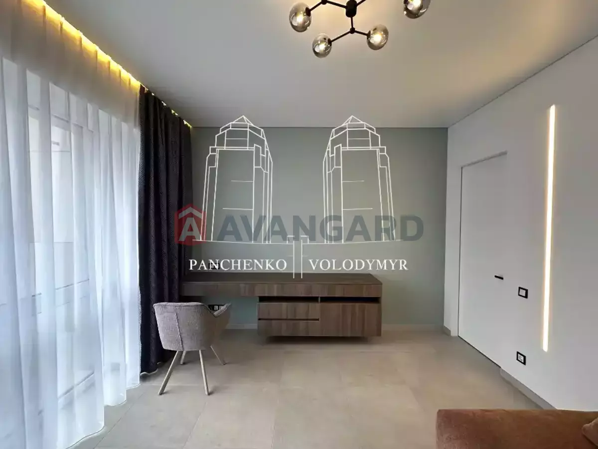 3 ��. ��������, 115/-/25 ��. �., 5/14 ������ ���� 10