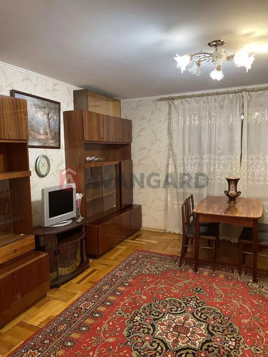 2 ��. ��������, 49/-/8 ��. �., 2/9 ������ ���� 2