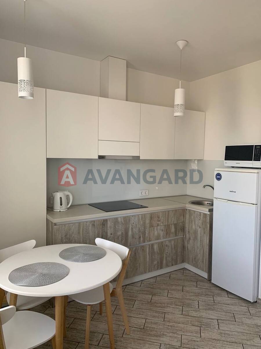 1 ����. ��������, 30/-/- ��. �., 8/24 ���� ���� 2