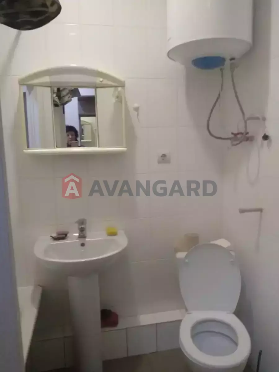 1 ��. ��������, 23/12/6 ��. �., 3/3 ������ ���� 4