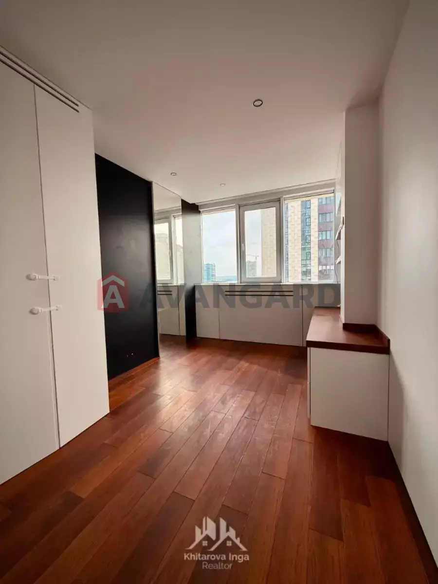 3 ��. ��������, 126/-/- ��. �., 3/24 ������ ���� 6