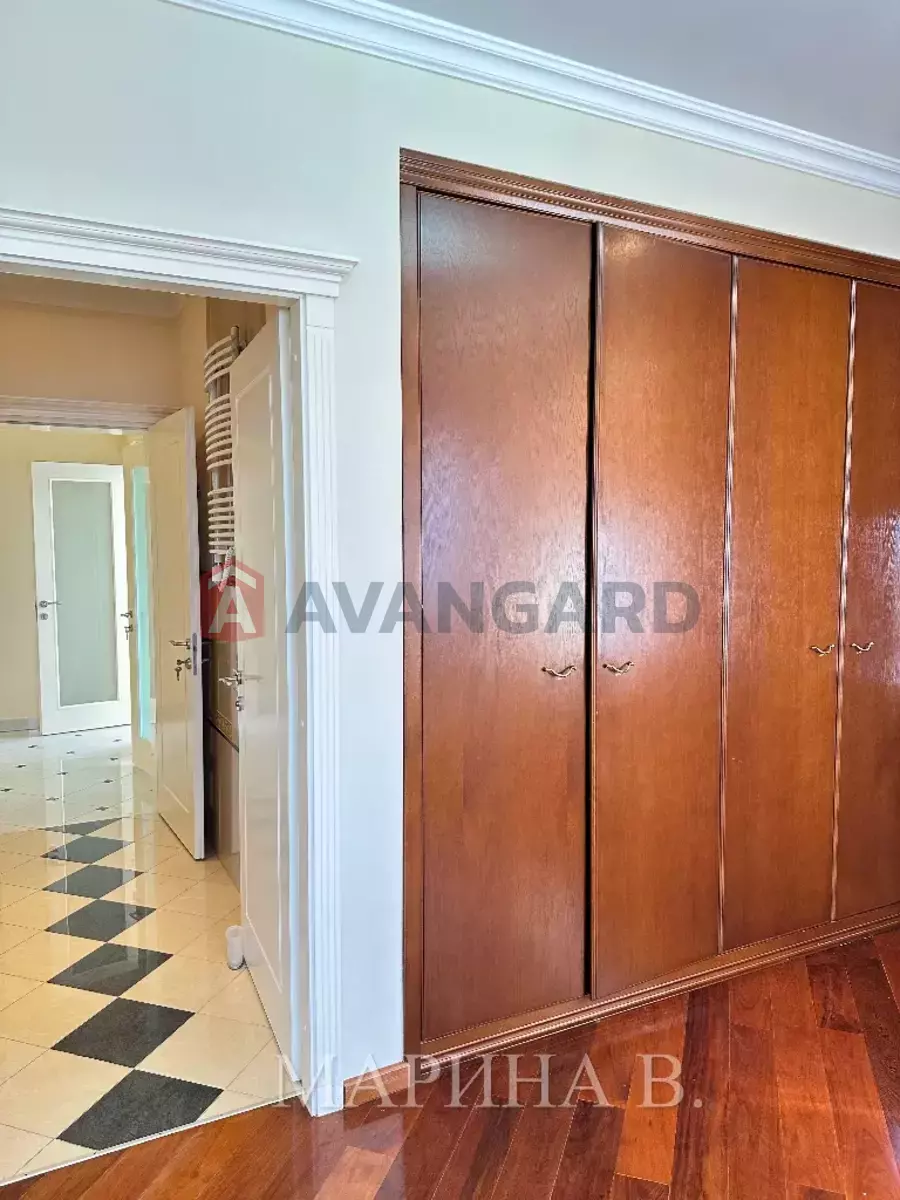 4 ��. ��������, 189/-/35 ��. �., 9/24 ������ ���� 25