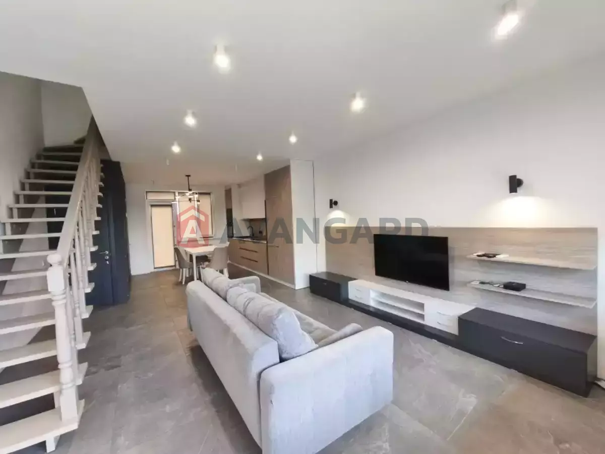 3 ��. ��������, 78/55/15 ��. �., 1/2 ������ ���� 3