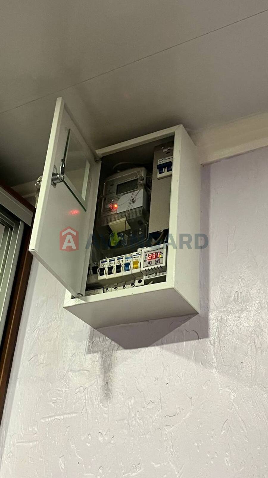 1 ��. ��������, 30/-/7 ��. �., 5/5 ������ ���� 6