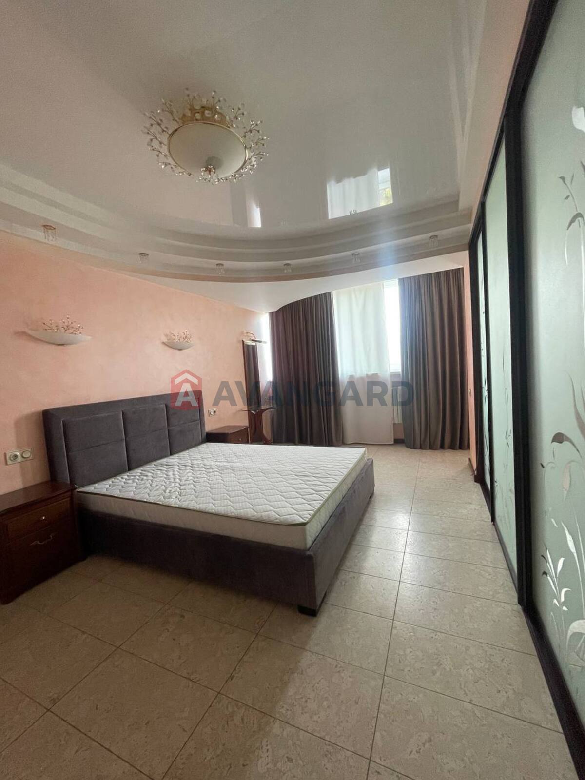 4 кім. квартира, 162/100/20 кв. м., 10/10 поверх фото 17 4 кім. квартира, 162/100/20 кв. м., 10/10 поверх фото 17