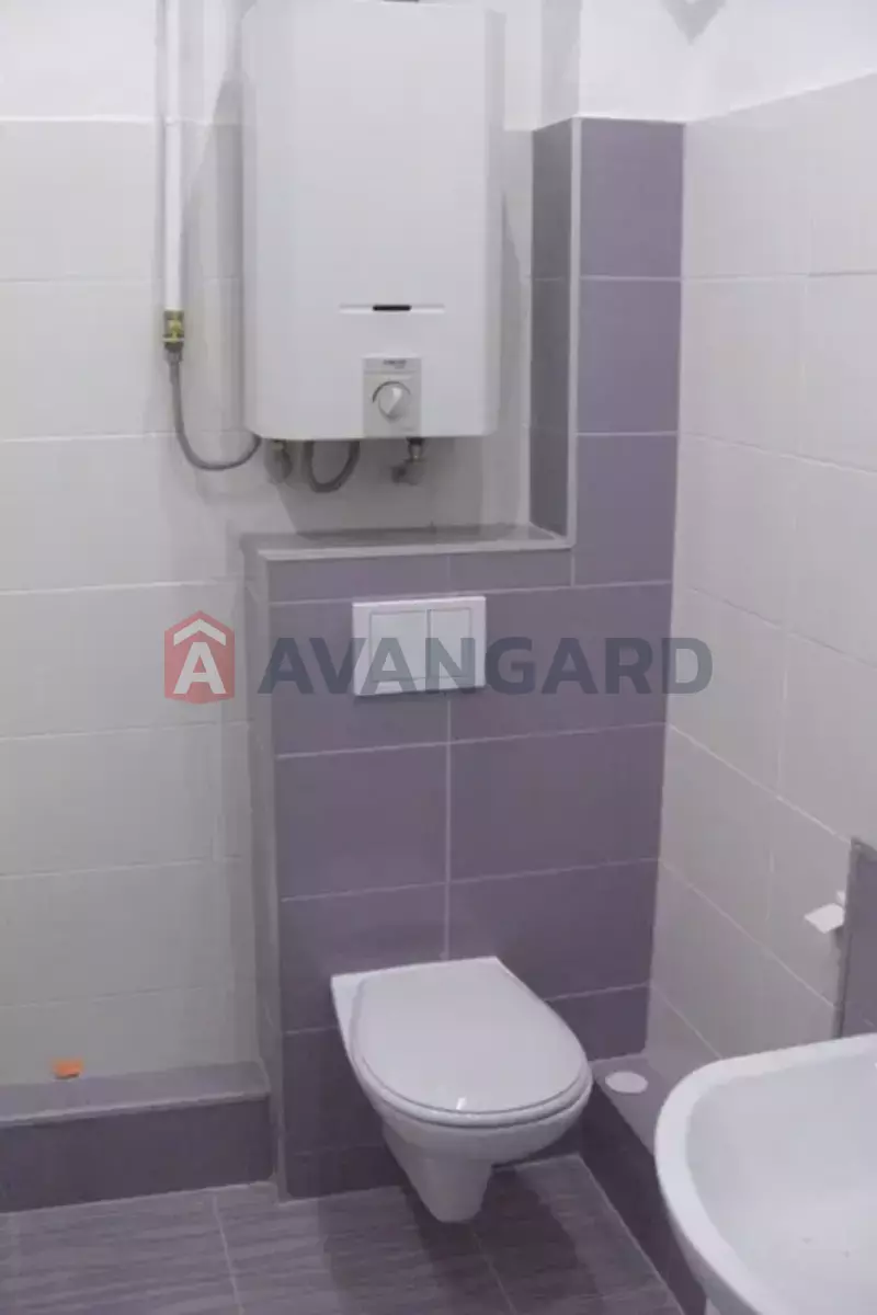 2 ��. ��������, 51/-/8 ��. �., 4/5 ������ ���� 6