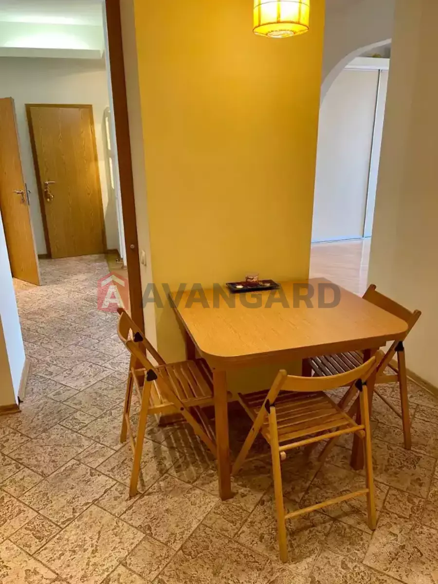 2 ����. ��������, 76/-/- ��. �., 2/10 ���� ���� 12