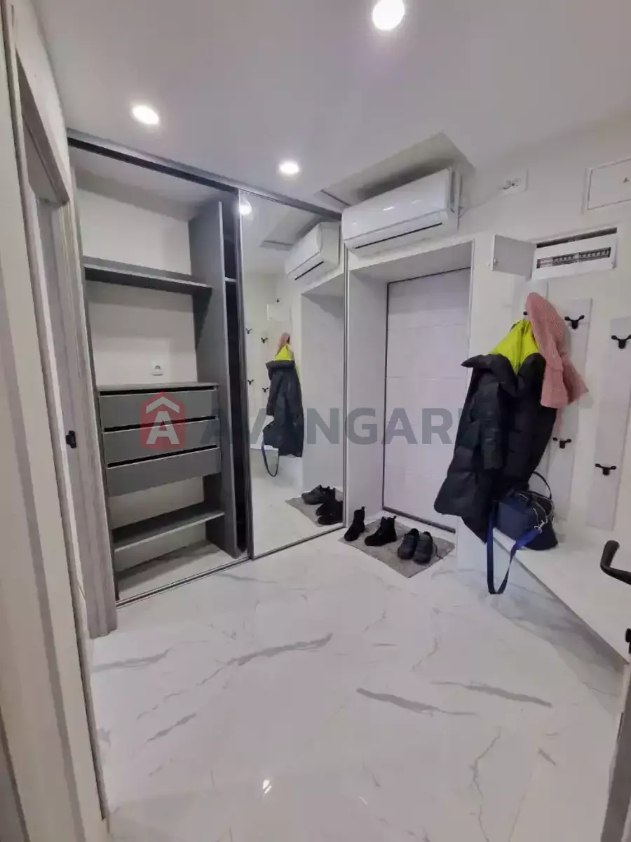 1 ����. ��������, 40/20/9 ��. �., 3/9 ���� ���� 6