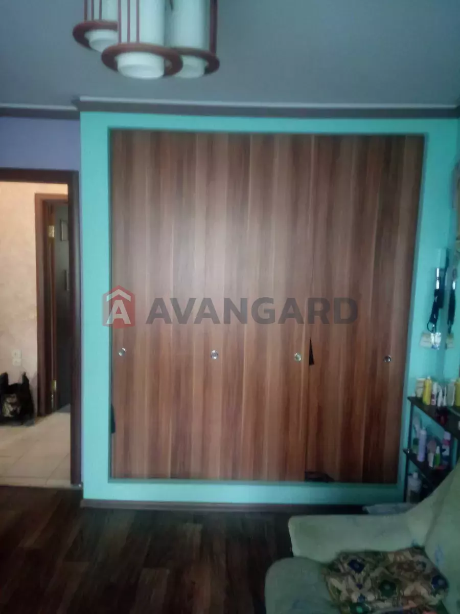 1 ����. ��������, 24/-/10 ��. �., 4/5 ���� ���� 3