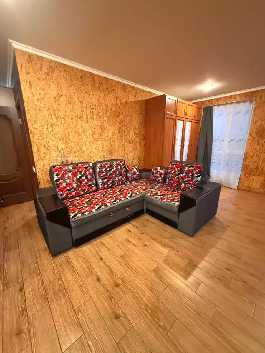 1 ����. ��������, 63/-/- ��. �., 10/10 ���� ���� 16