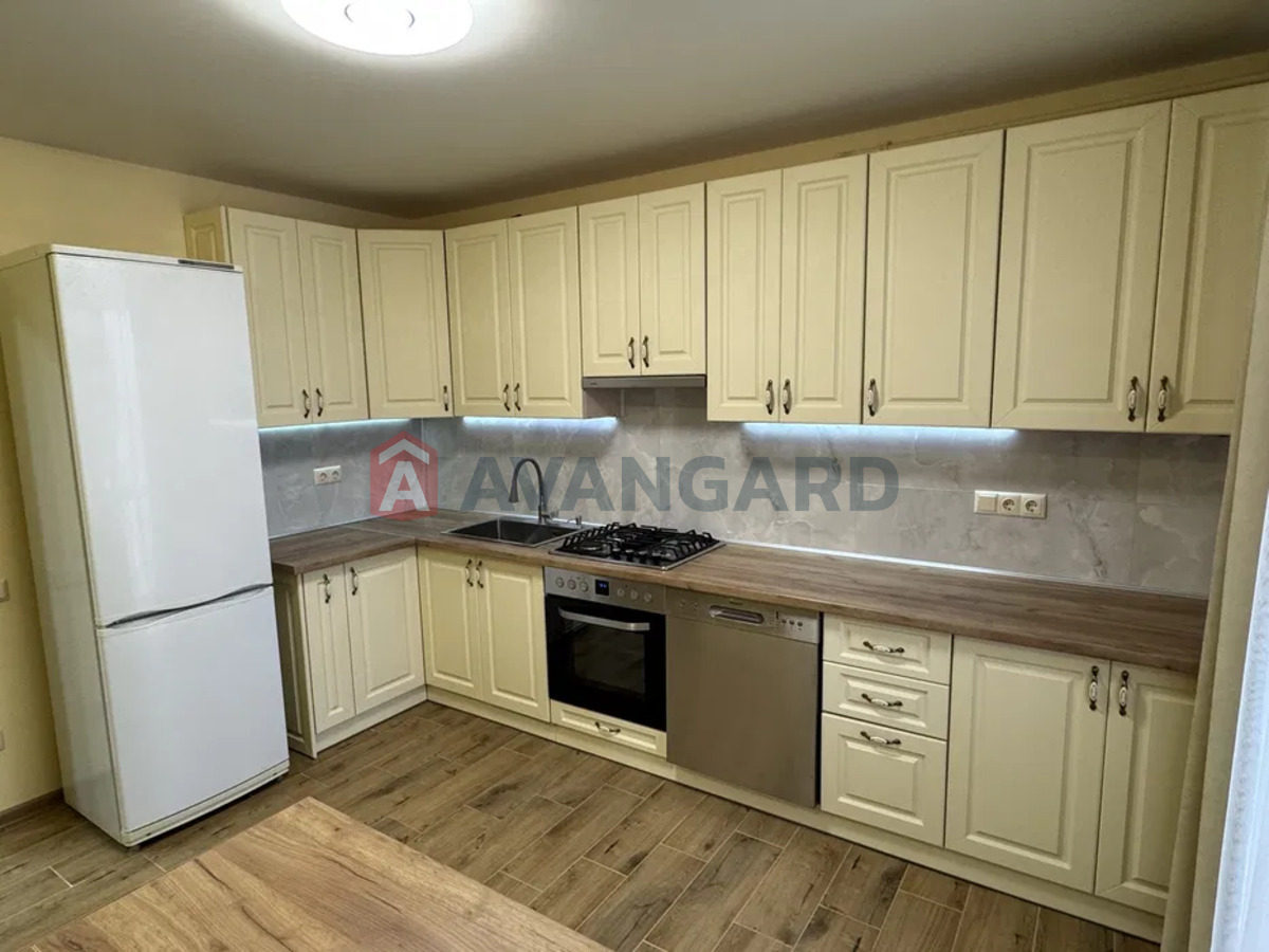 1 ����. ��������, 61/-/12 ��. �., 9/10 ���� ���� 3