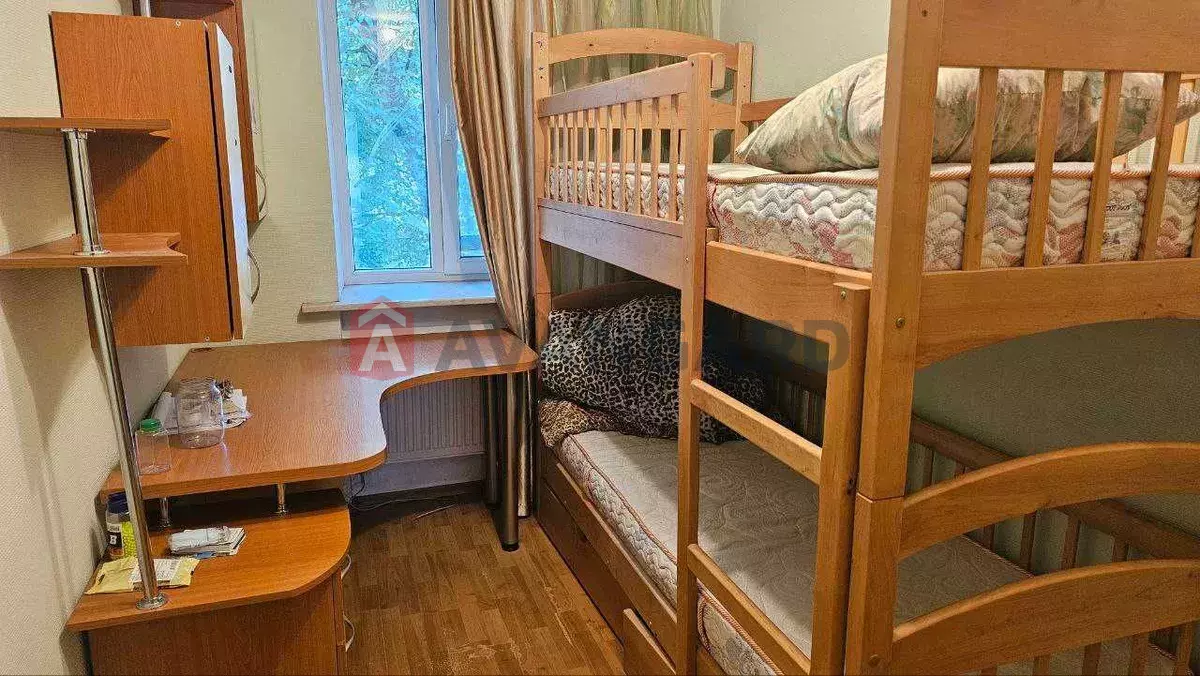 3 ��. ��������, 58/-/11 ��. �., 2/5 ������ ���� 7