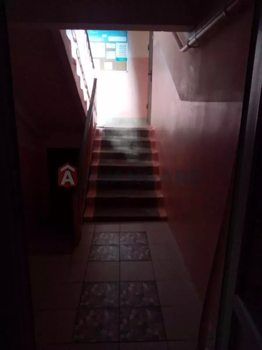 2 . , 48/-/7 . ., 5/9   7