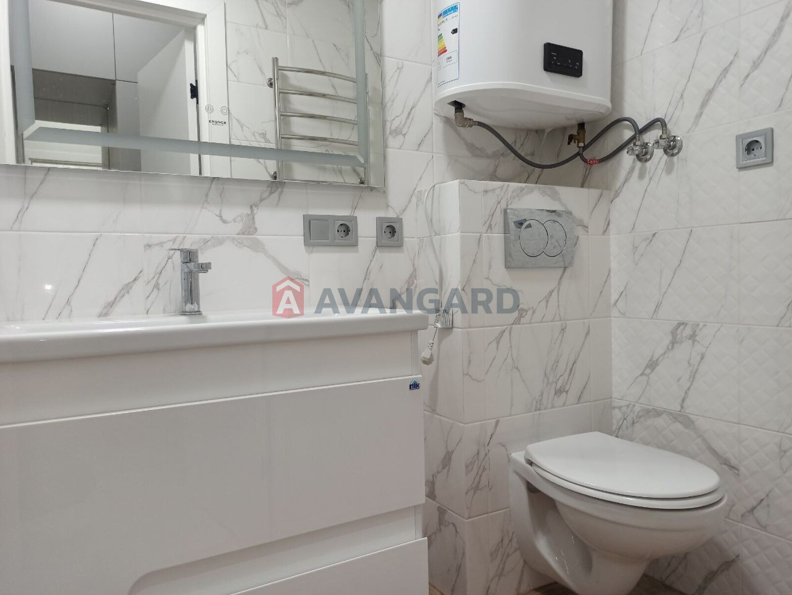 2 ����. ��������, 48.1/33.3/6.4 ��. �., 3/5 ���� ���� 10