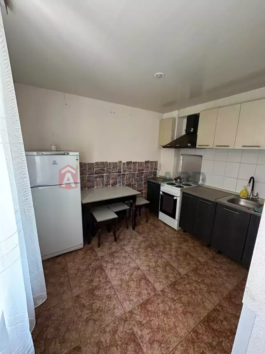 2 ����. ��������, 55/-/10 ��. �., 3/5 ���� ���� 1