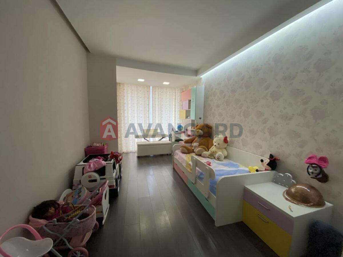 4 ��. ��������, 160/-/25 ��. �., 8/12 ������ ���� 5