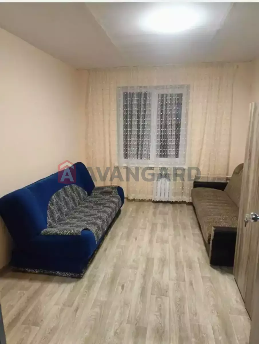 2 ��. ��������, 46/28/8 ��. �., 10/10 ������ ���� 1