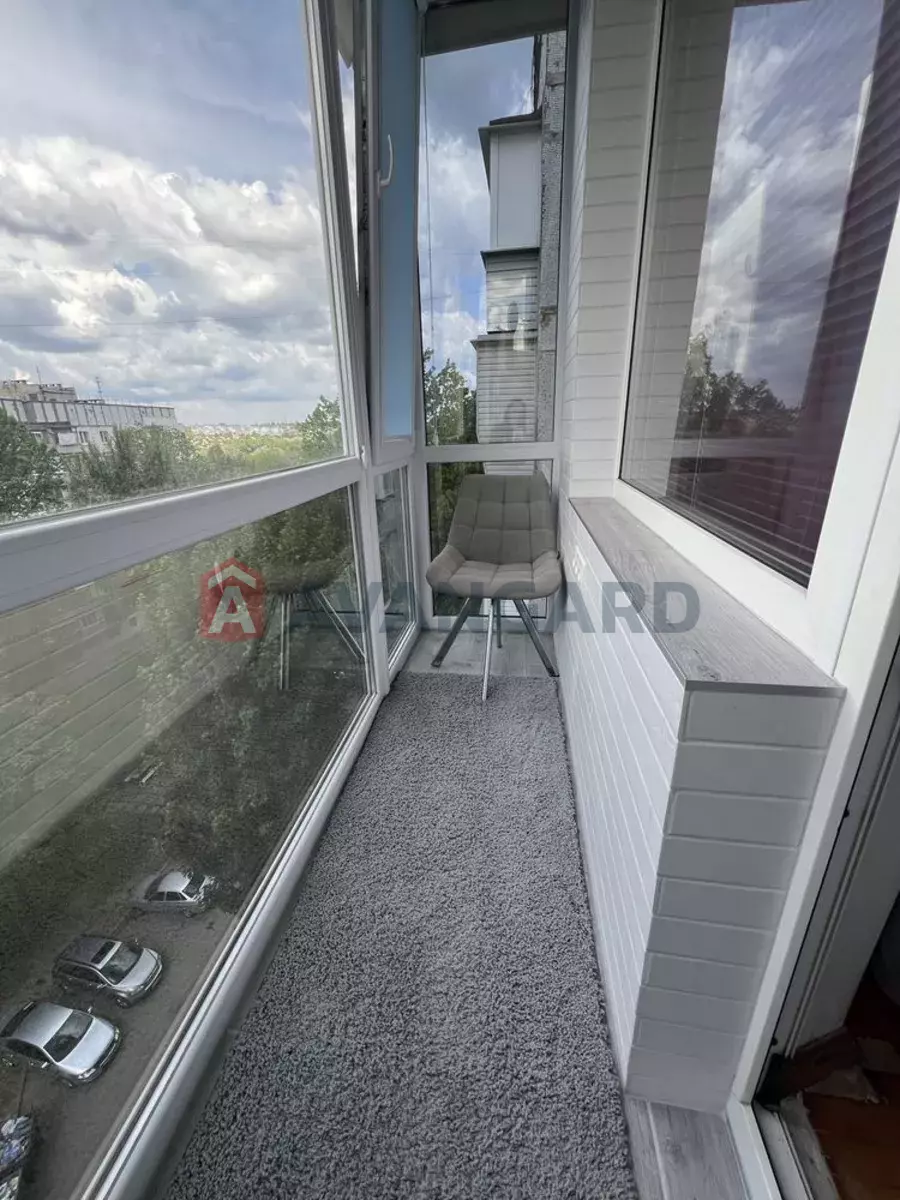 3 . , 71/-/7 . ., 8/9   6