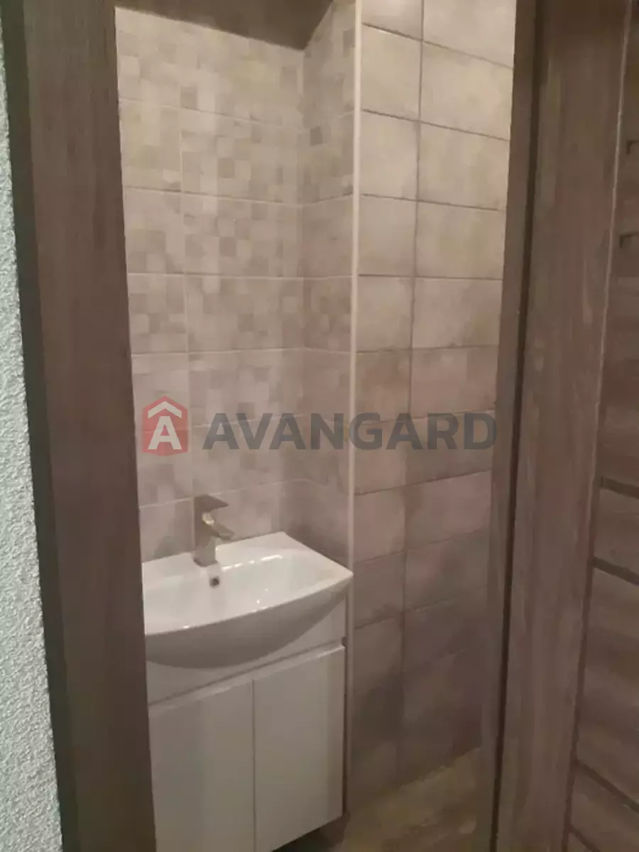 1 ����. ��������, 42/-/15 ��. �., 1/2 ���� ���� 5