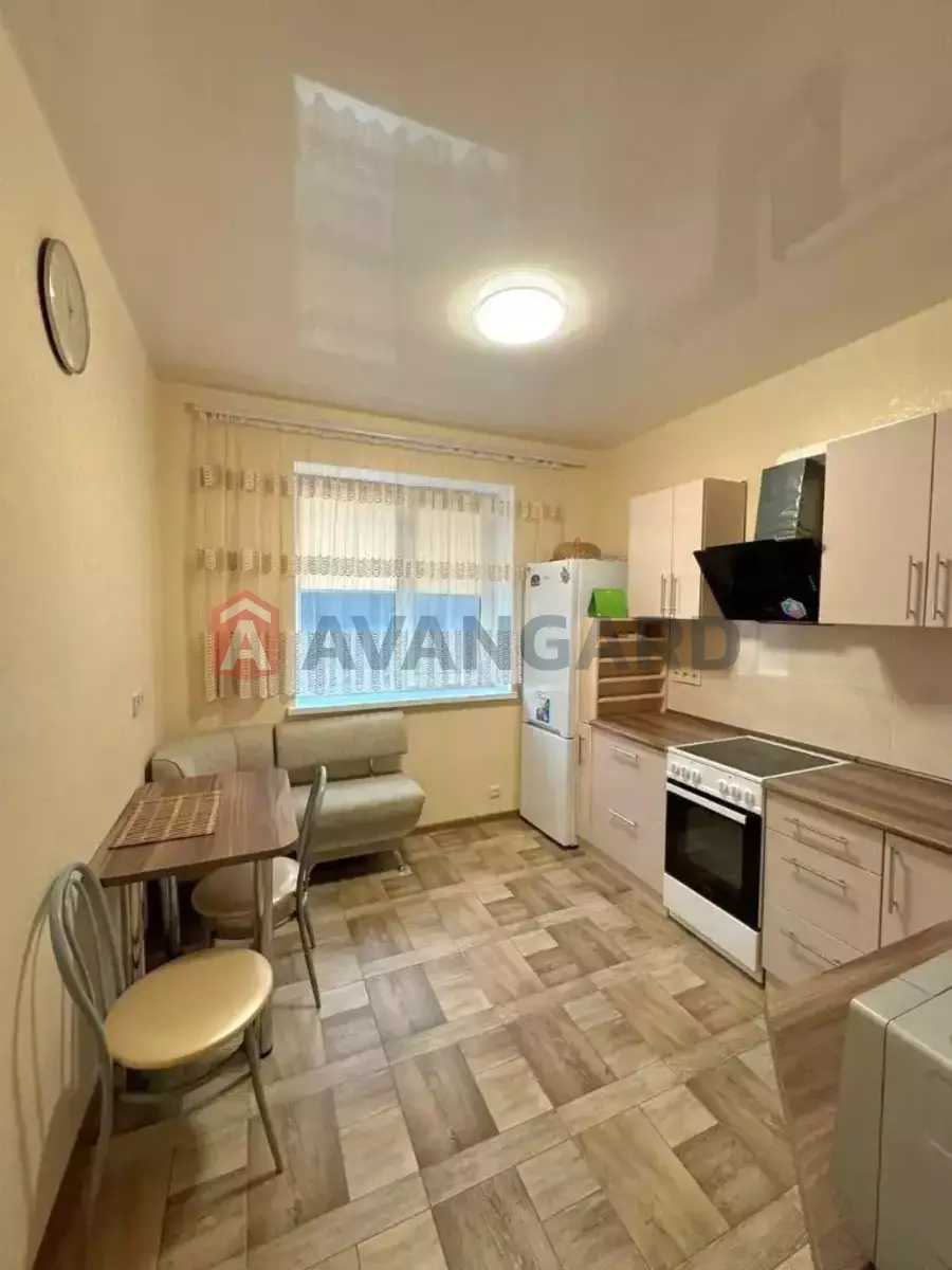 1 . , 32/-/- . ., 1/4   3