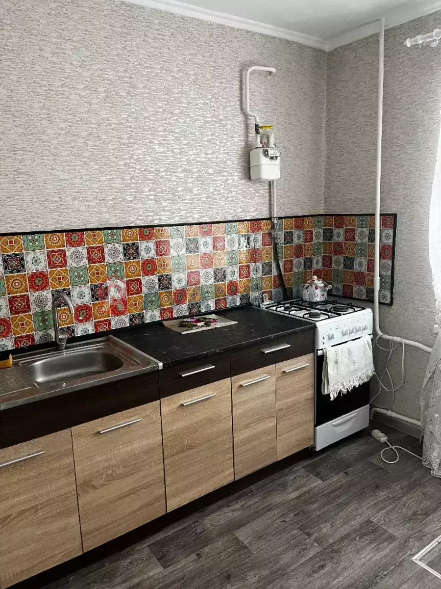 1 ����. ��������, 37/18/7 ��. �., 1/9 ���� ���� 4