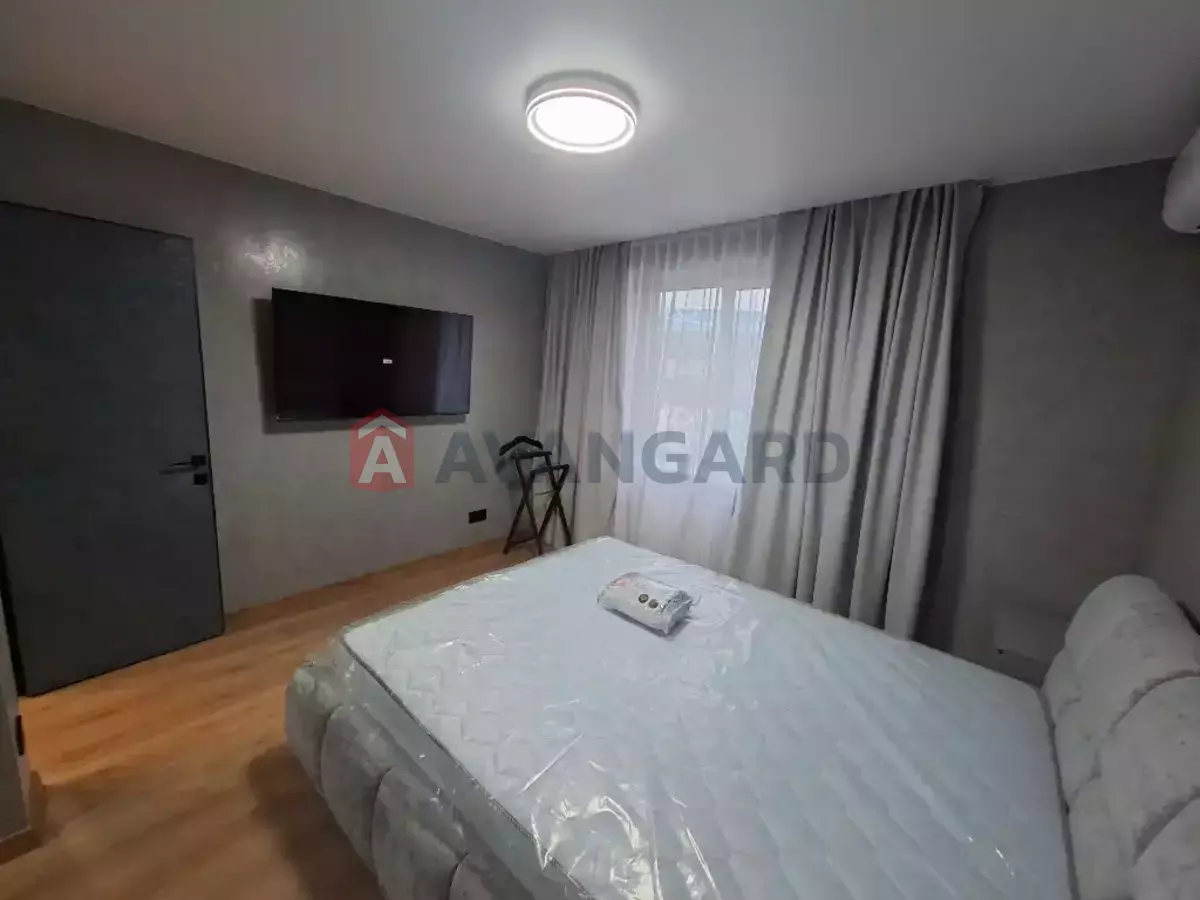 2 ��. ��������, 52/-/15 ��. �., 7/14 ������ ���� 10