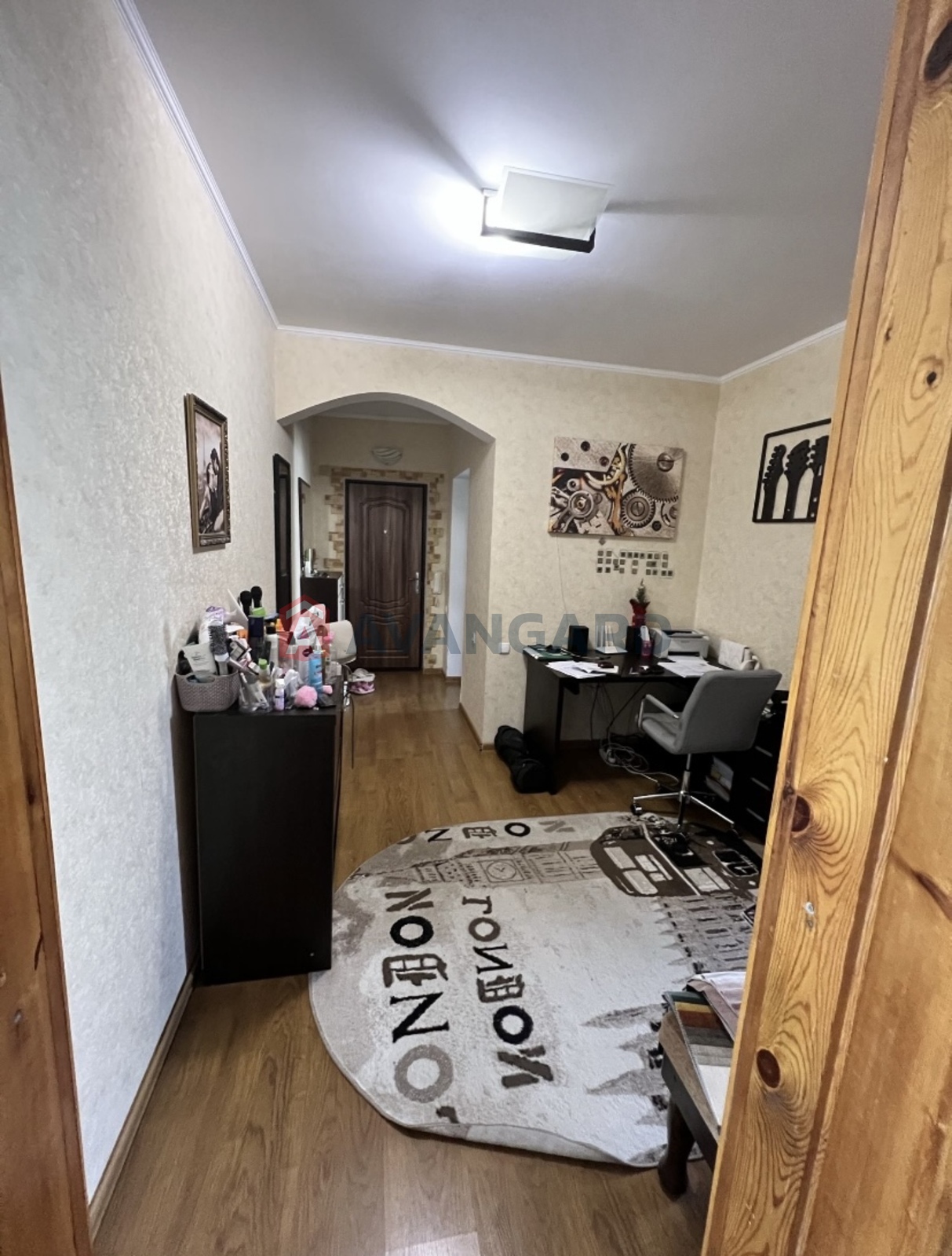 3 ��. ��������, 74/60/8 ��. �., 5/10 ������ ���� 12