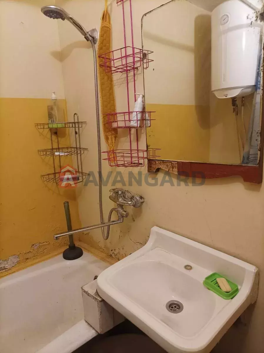 2 ��. ��������, 50/-/9 ��. �., 6/9 ������ ���� 11