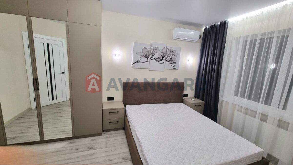 2 ��. ��������, 51/-/10 ��. �., 11/18 ������ ���� 15