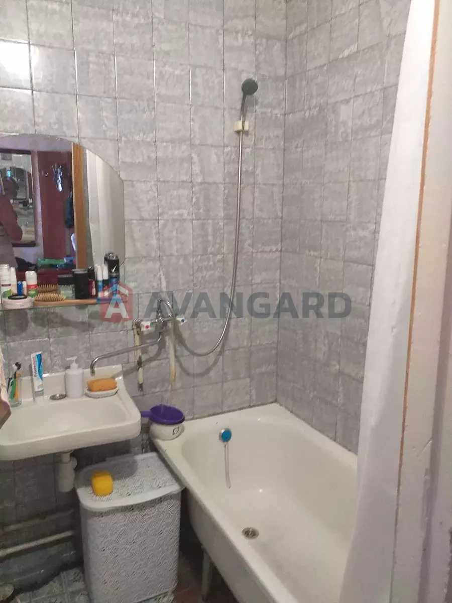 1 ��. ��������, 40/-/10 ��. �., 16/16 ������ ���� 4