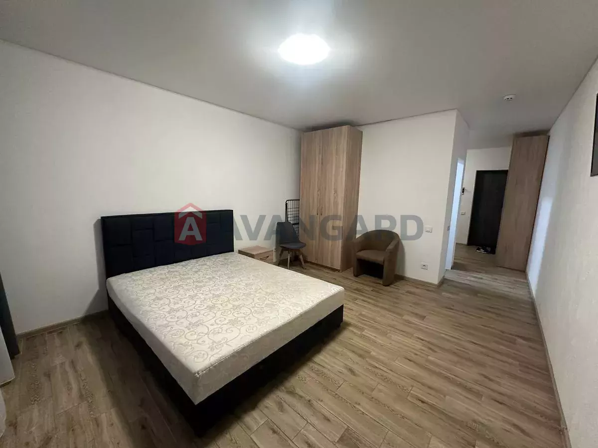 1 ��. ��������, 30/-/6 ��. �., 2/3 ������ ���� 2