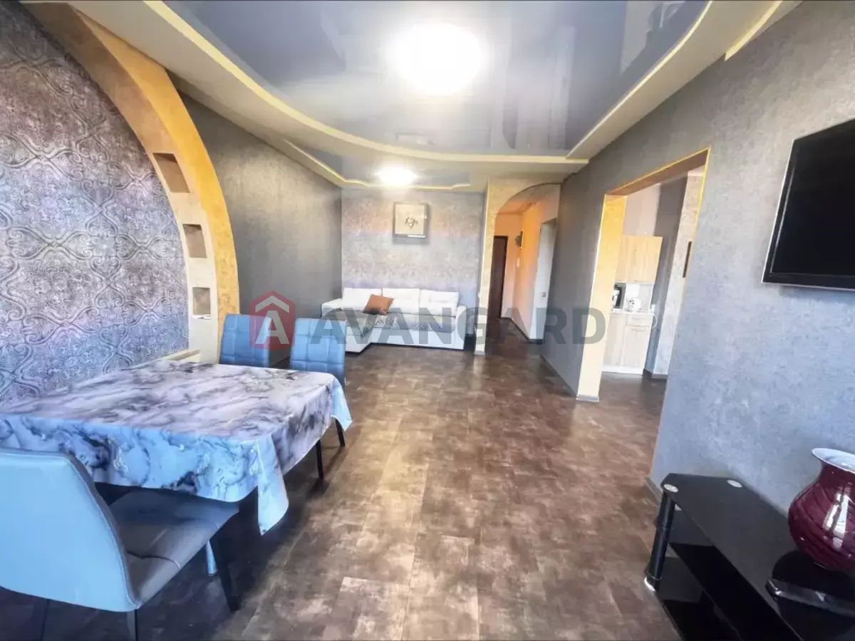 3 ��. ��������, 100/-/- ��. �., 2/16 ������ ���� 2