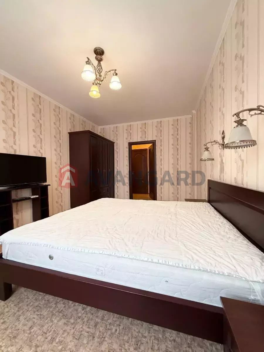 3 . , 90/-/20 . ., 4/10   6