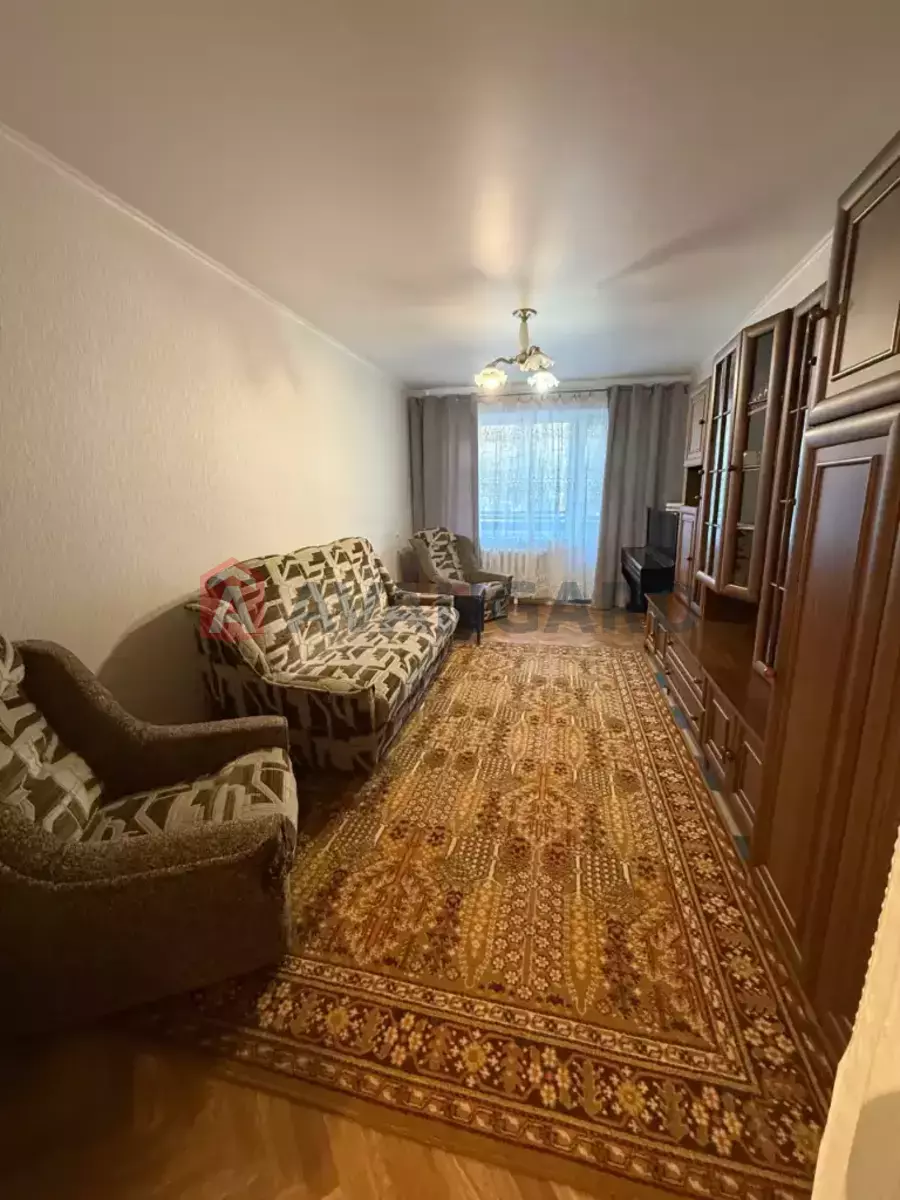 2 ��. ��������, 52/36/8 ��. �., 3/9 ������ ���� 4