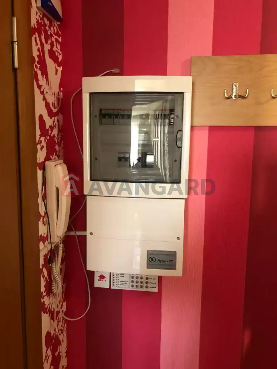 3 ��. ��������, 68/41/10 ��. �., 5/9 ������ ���� 16